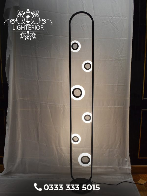 L8 Modern Ring-Frame LED Floor Lamp – Chrome Finish